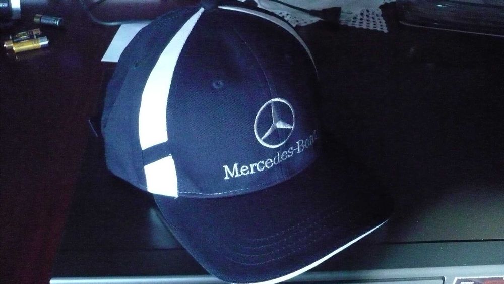 Chapéu Mercedes Benz