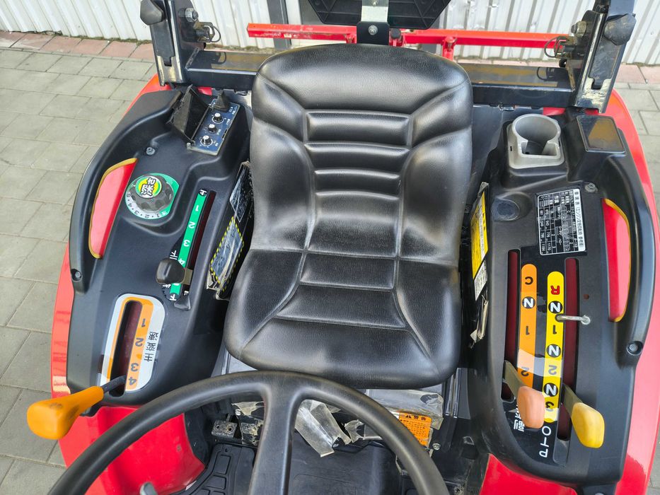 Японський мінітрактор Yanmar EG 223