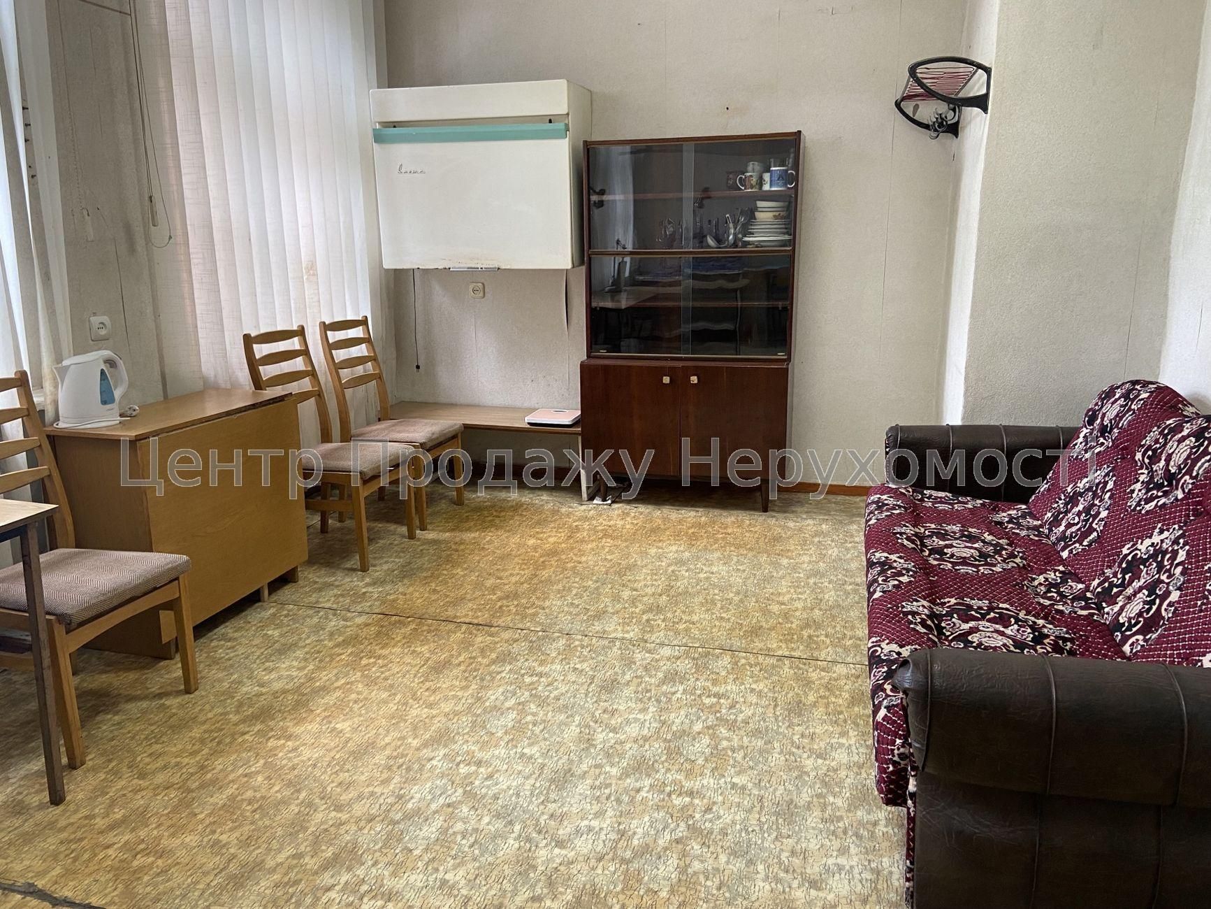 Продам 1/2 отдельно стоящего здания район Французского бульвара