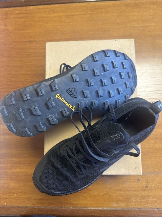 Ténis Adidas Terrex