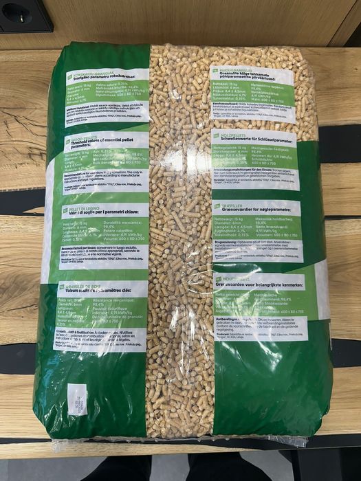 Pellet Drzewny Certyfikowany JASNY 100% Sosna Sosnowy Pelet Czysty A1