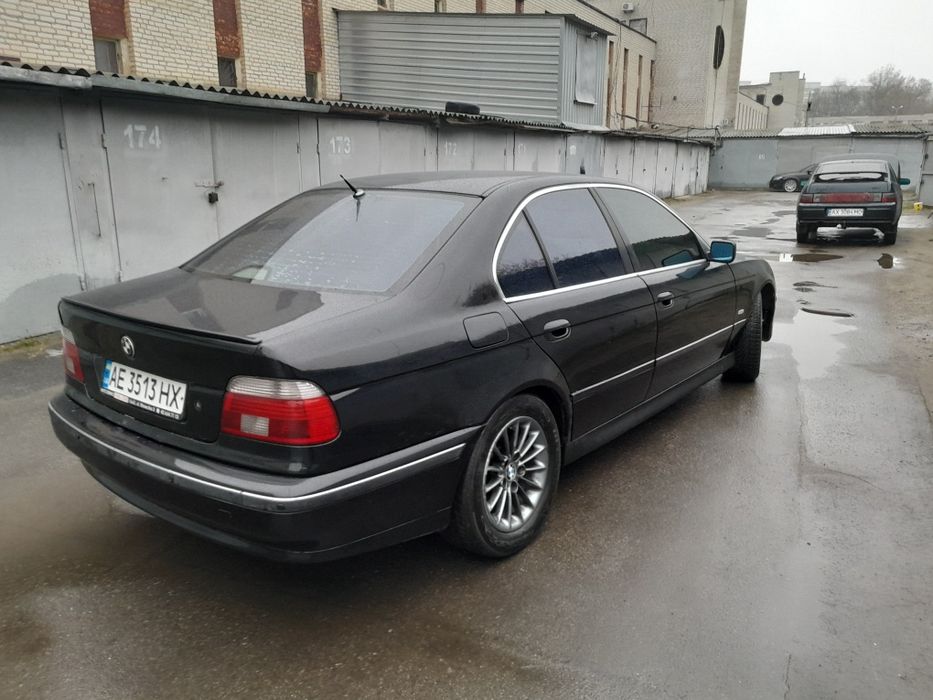 Продам BMW 5.мотор 2.8