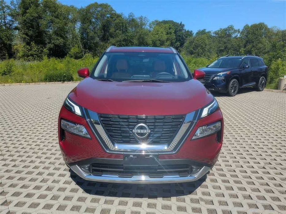 Nissan Rogue Platinum      2022