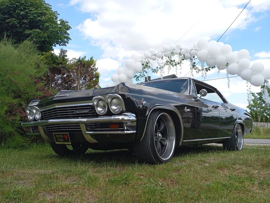 Chevrolet Impala Caprice 1965 Amerykański czarny klasyk auto na ślub