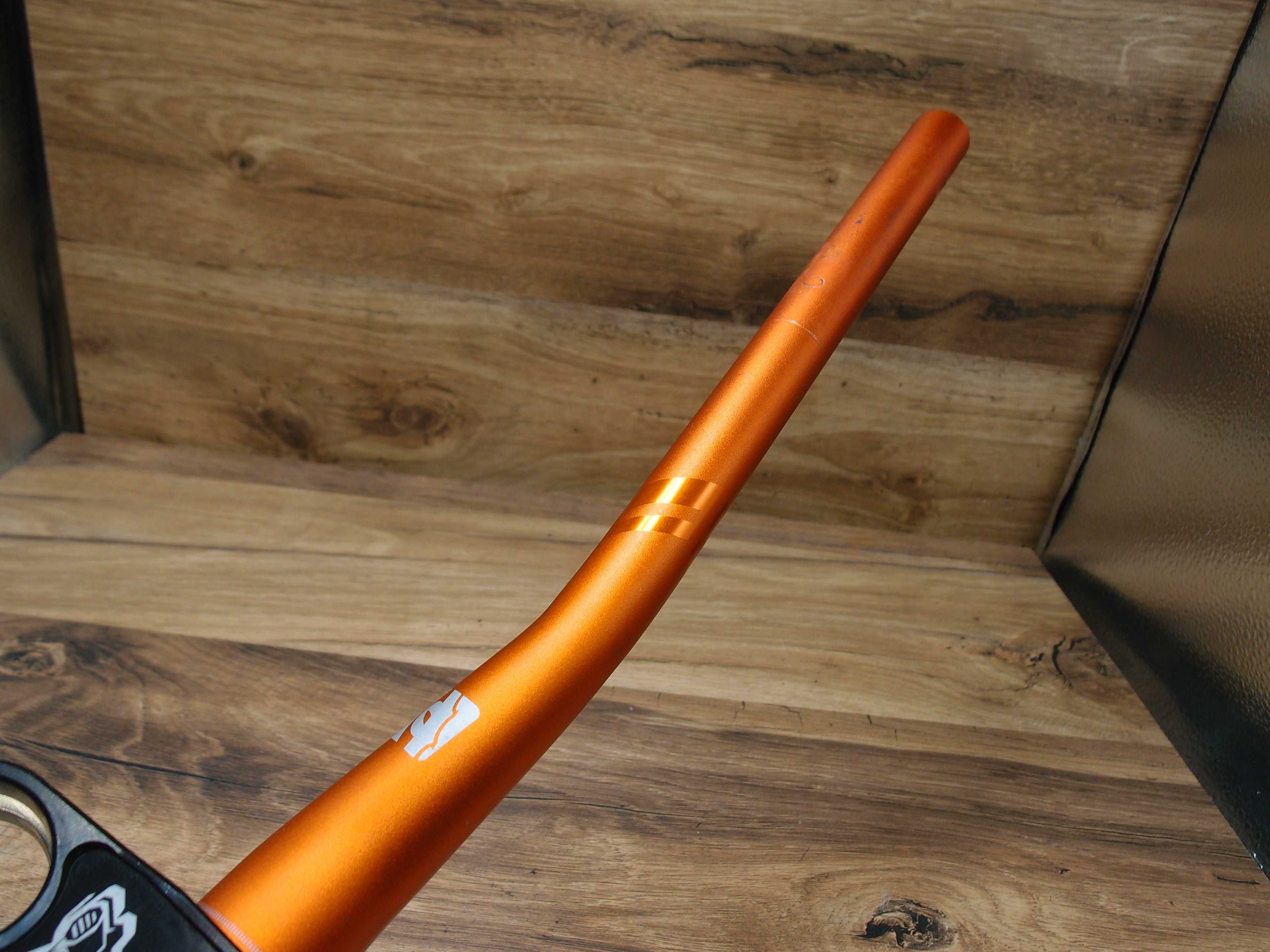 kierownica rowerowa Race Face Turbine + mostek ahead Renthal STM-100