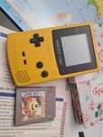 Gameboy color com jogo