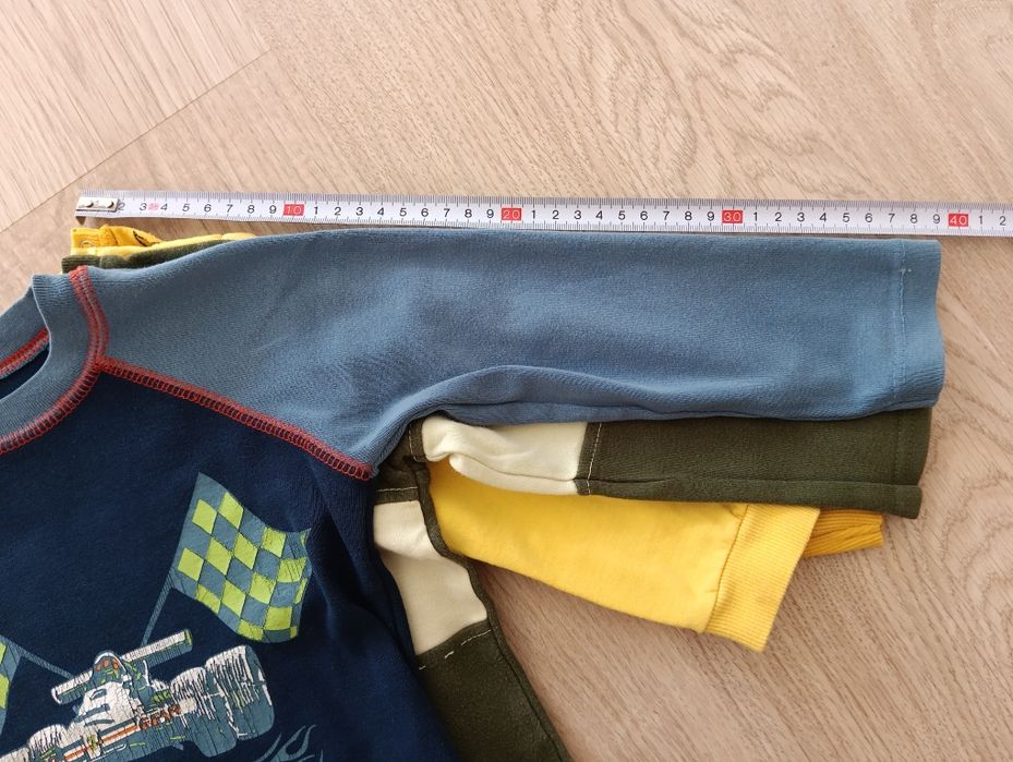 Rozmiar 92 Zestaw 4szt bluzek