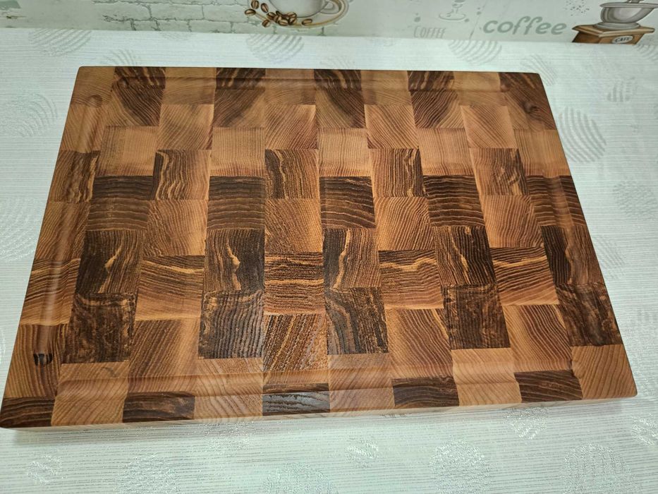 Продам торцеву кухонну дошку дуб-ясен 25х35х3,5