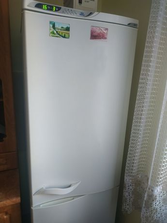 Холодильник у гарному стані