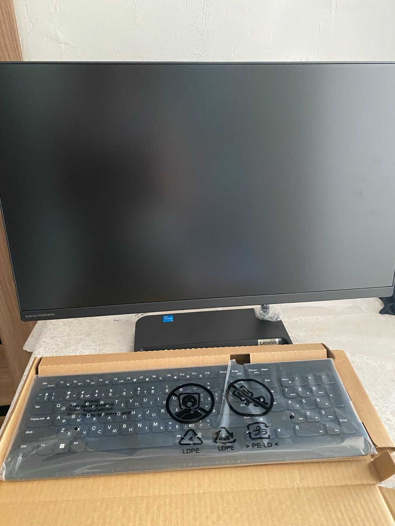 Моноблок 24" LENOVO IdeaCentre AIO 3 24IAP7