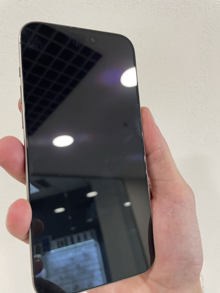 iPhone 15 Pro Max 256gb Natural Titanium eSiM Neverlock