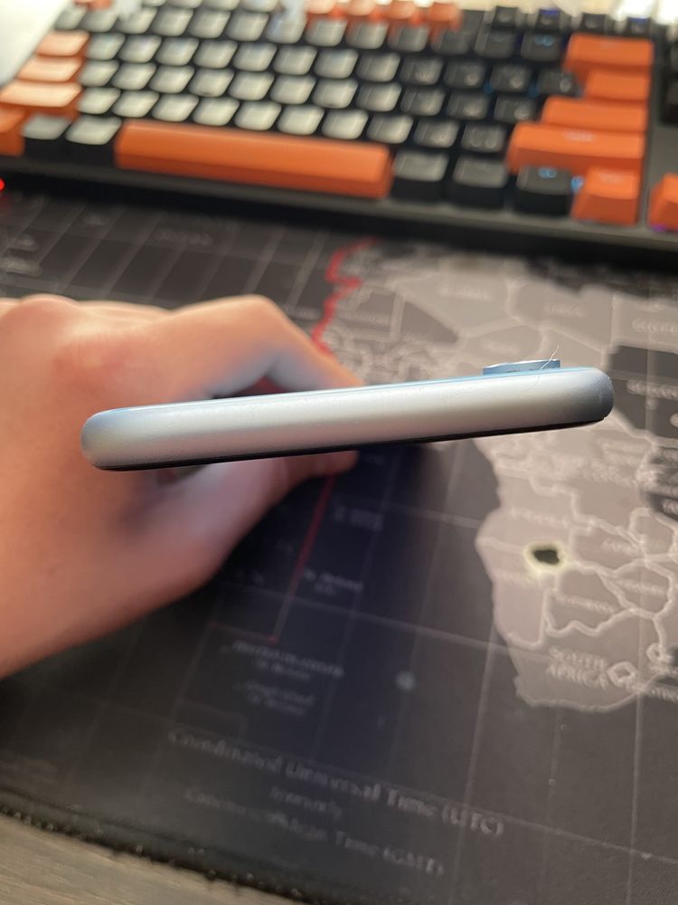 Iphone XR 256gb IOS 18