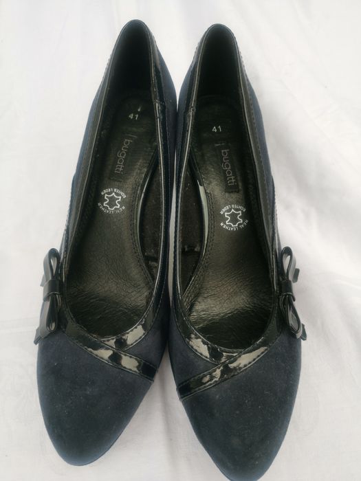 Czółenka damskie, granatowe, bugatti