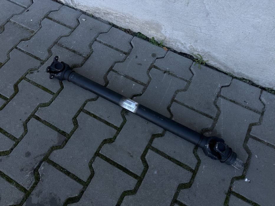кардан передній BMW x5 e70 e71 F15 в ідеальному стані