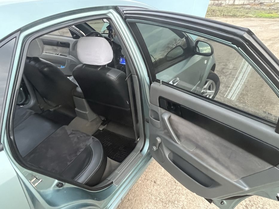 Пподам авто 4500 + торг