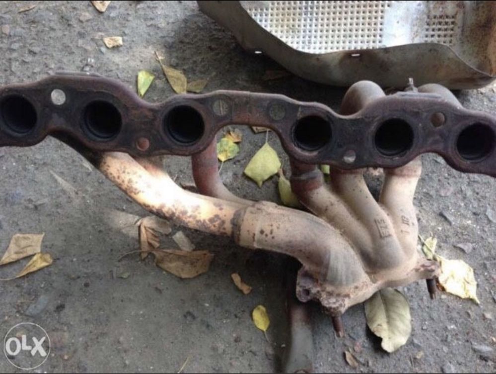 Выпускной коллектор от мотора 2jz-ge Toyota Crown,Aristo,Supra,Mark 2