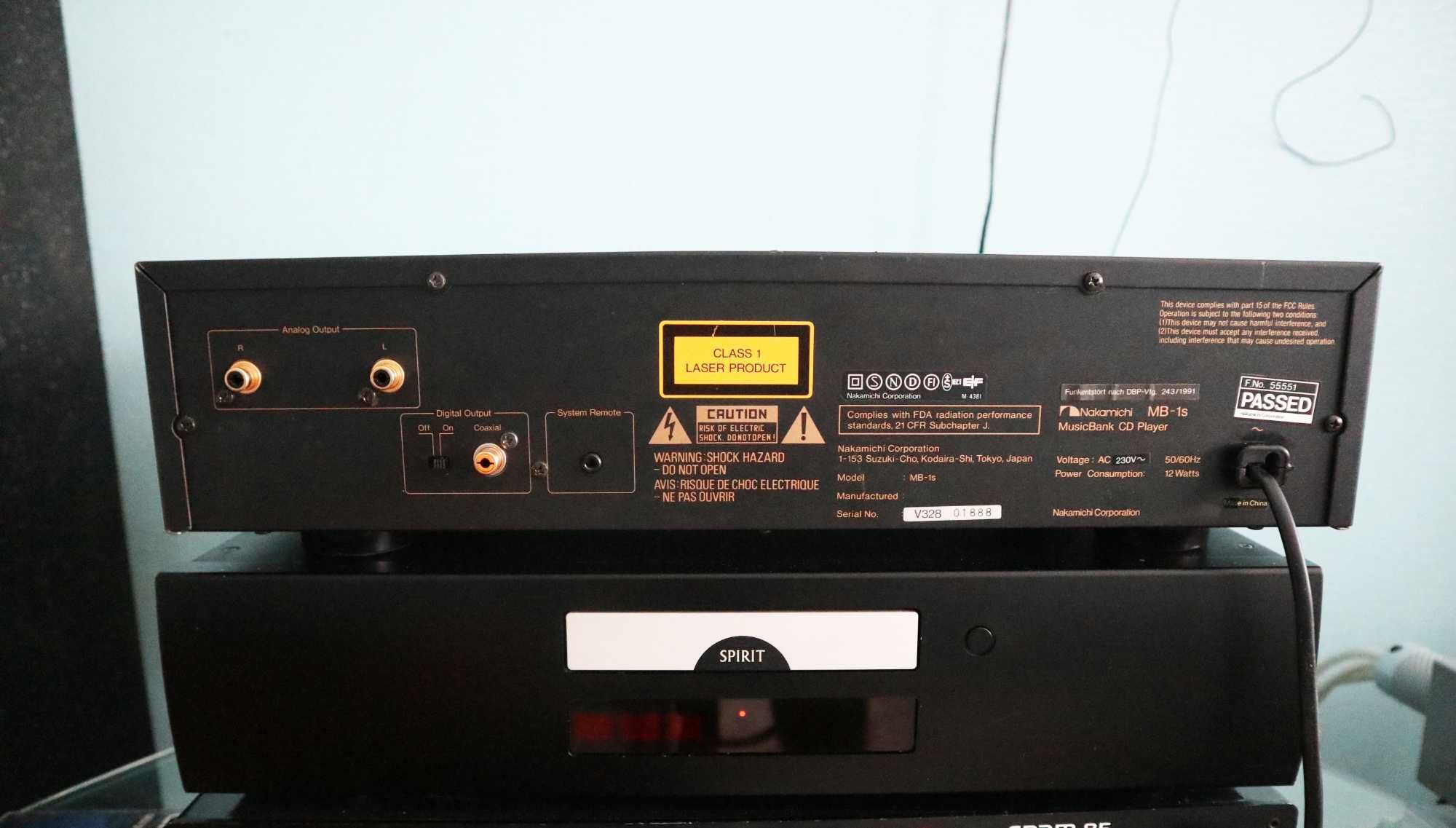 Cd проигрыватель  NACAMICHI MB-1S