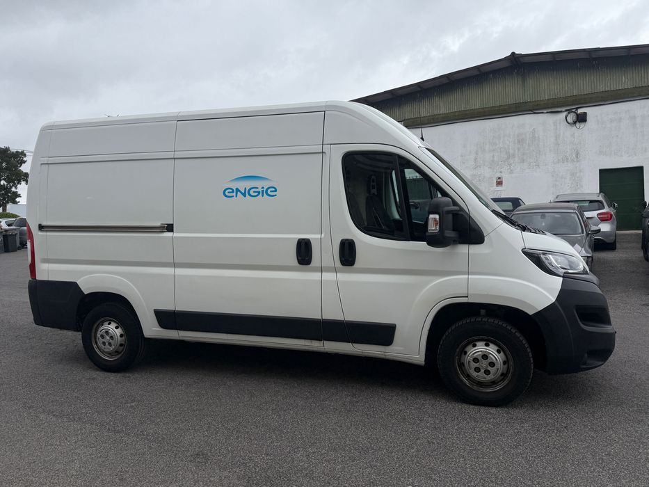 Peugeot boxer bluehdi 130 premium pa 335 L2H2