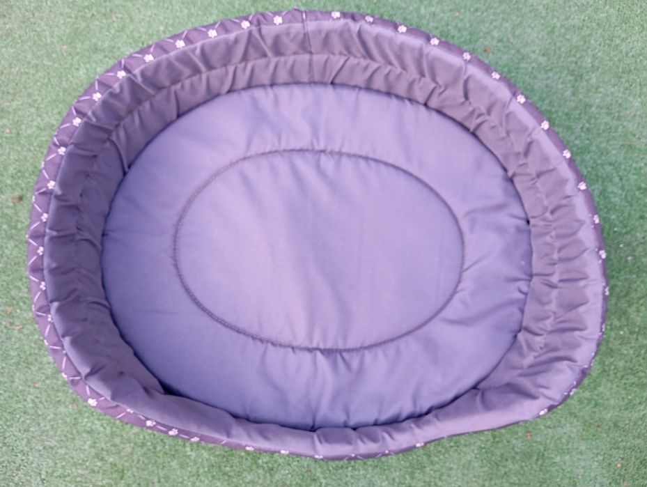 Granatowe legowisko dla psa BUTIKZOO Figa Plus 62 x 52 x 15cm