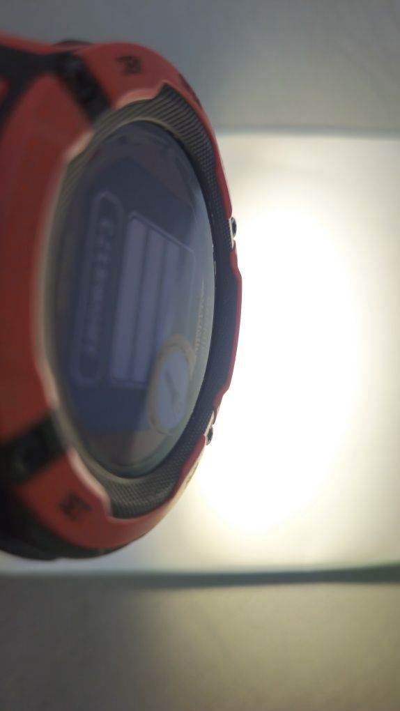 Garmin Instinct 2X Solar Czerwony