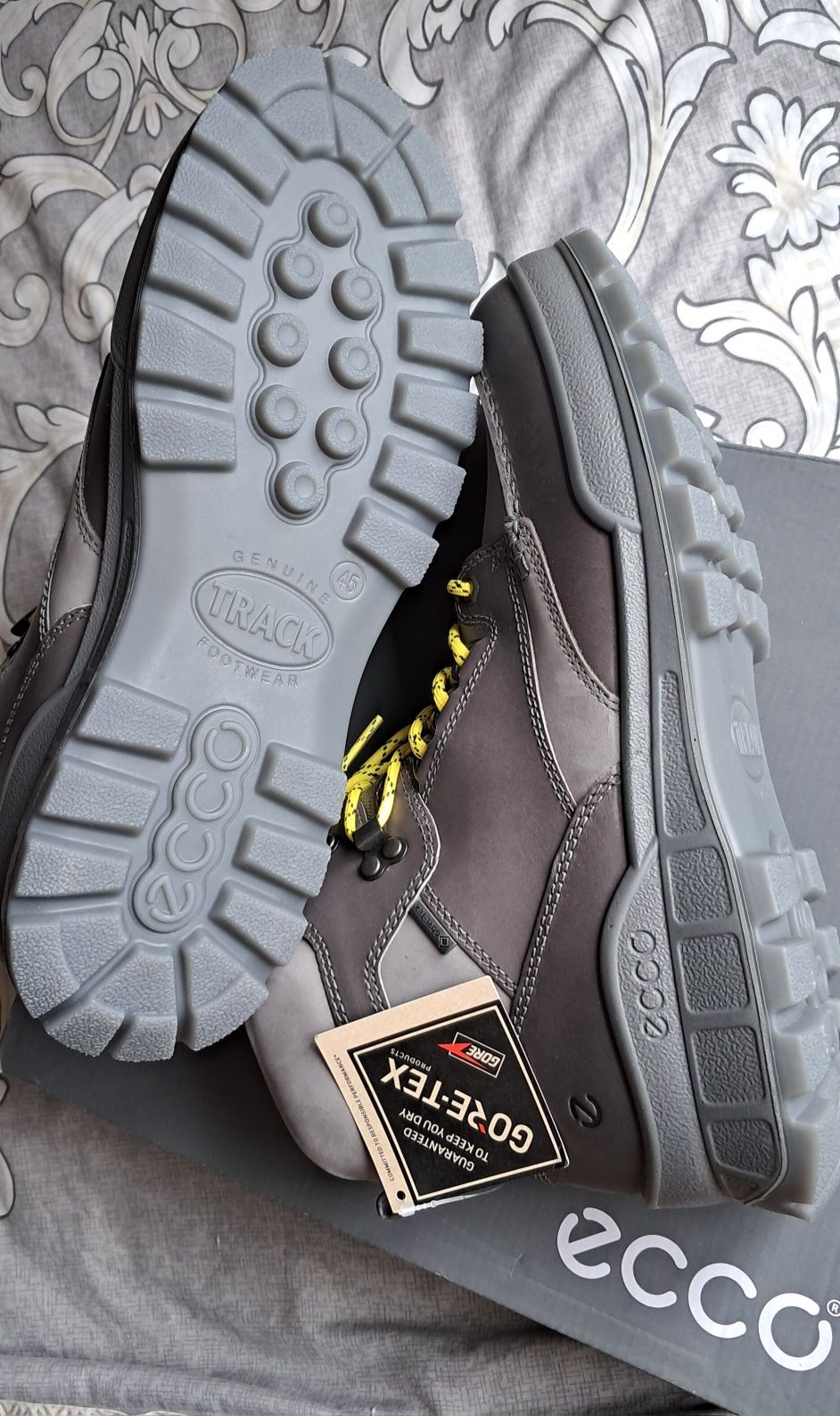 Ботинки Ecco track 25  Gore-tex размер 45
