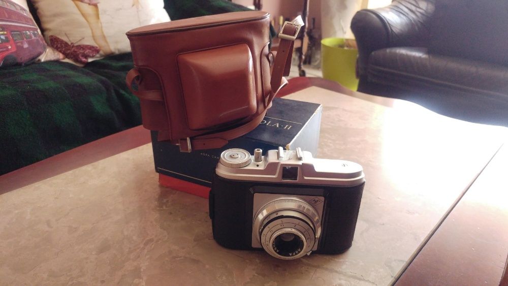 Vendo máquina fotográfica antiga