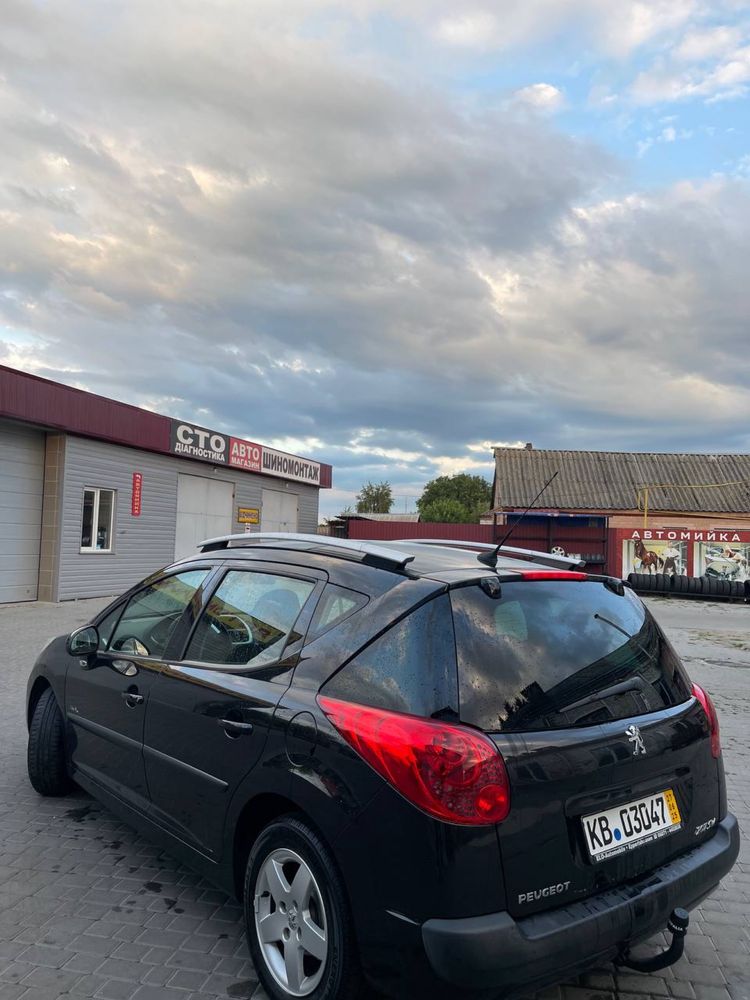 Peugeot 207 SW 1,4 бензин