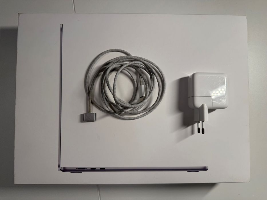 Laptop MacBook Air 15'' M3 - 8 GB RAM 256 GB