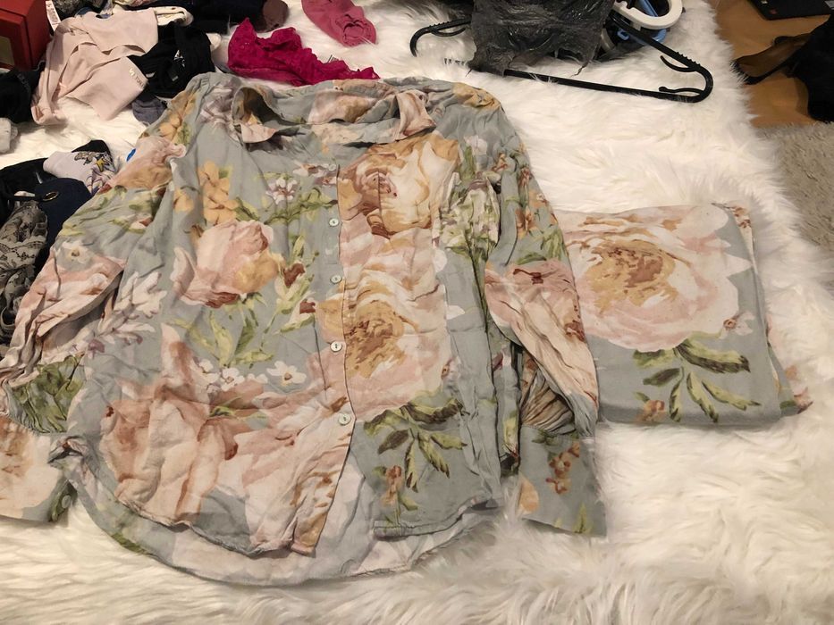 pijama oysho florido tamanho m calcas e camisa