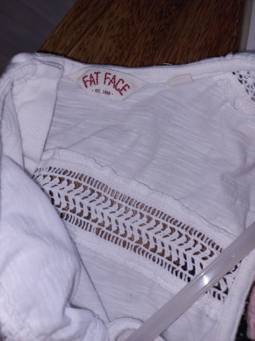 FatFace bawełniana śnieżnobiała bluzka na upały M