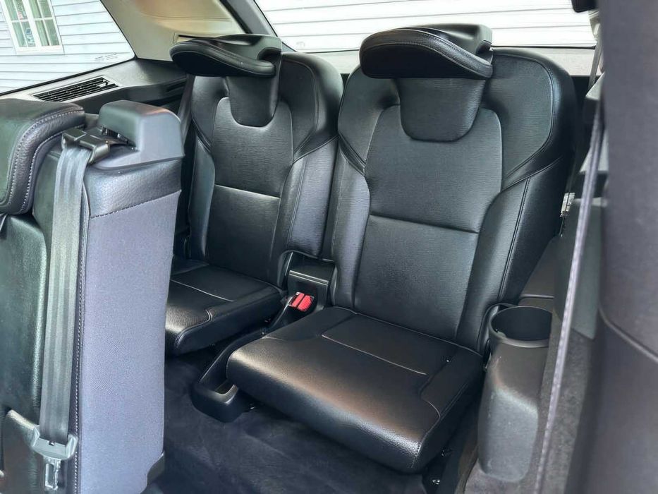 Volvo XC90      2016