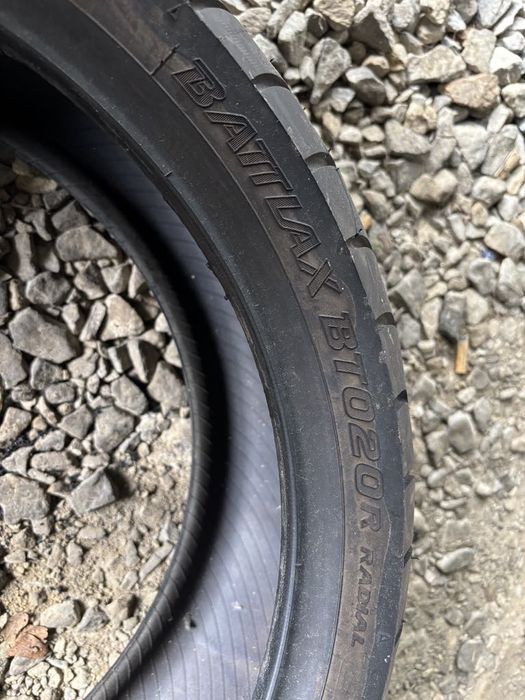 Opona Bridgeston battlax bt020r