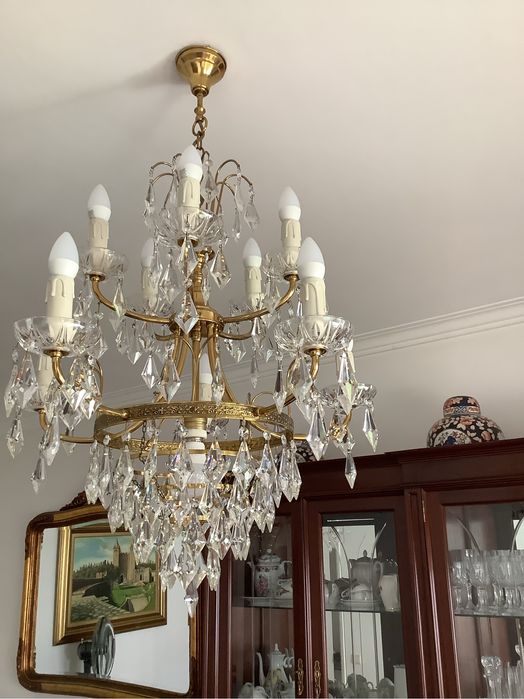 Candeeiro em cristal de grande qualidade com onze  lanpadas