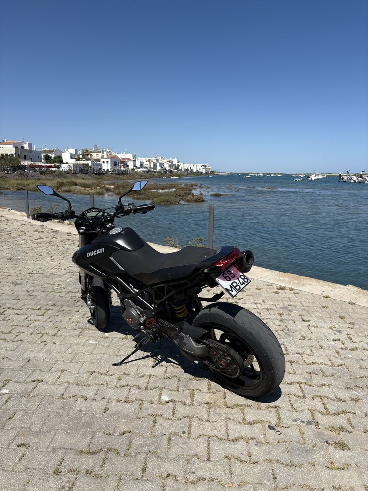 Ducati Hypermotard 796