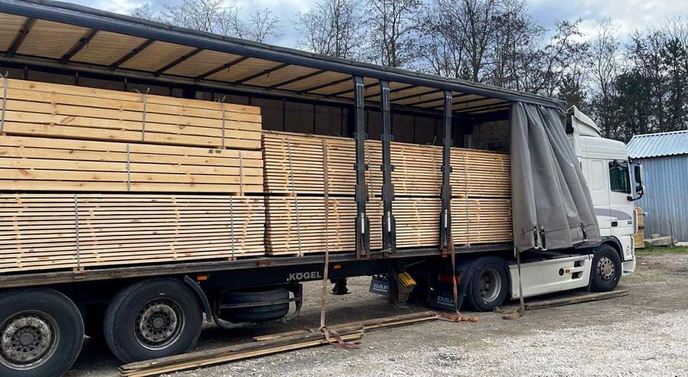 Дошка, брус, рейка обрізна і необрізна — вигідно оптом