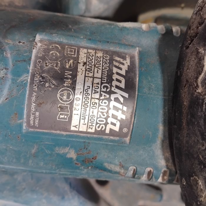 Szlifierka kątowa Makita GA 9020S