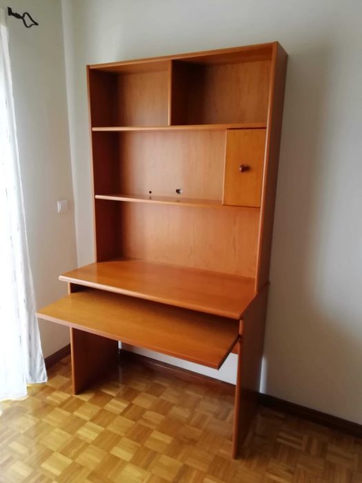 Mobília de Quarto Solteiro (Semi-nova)
