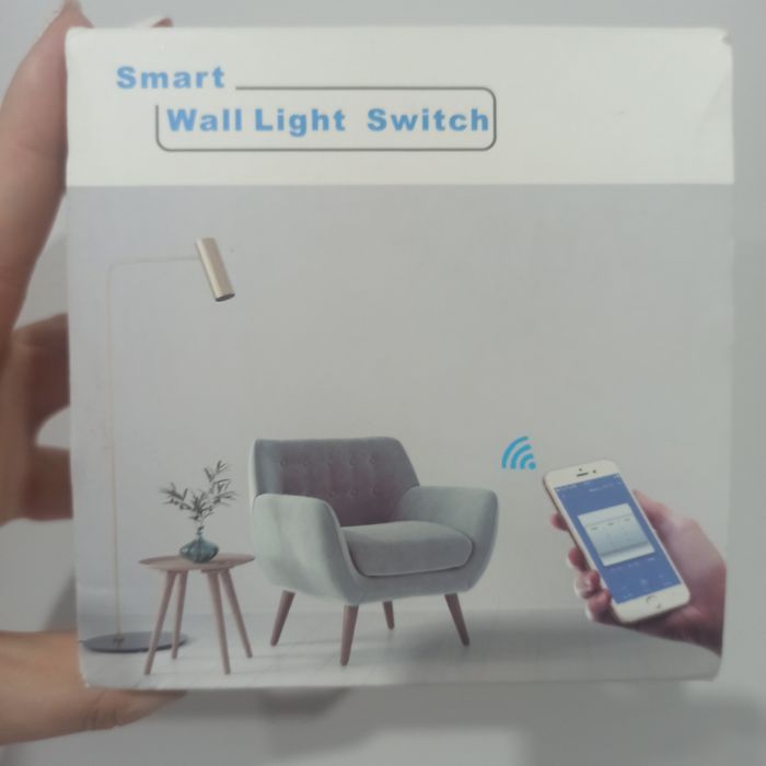 Włącznik światła WiFi