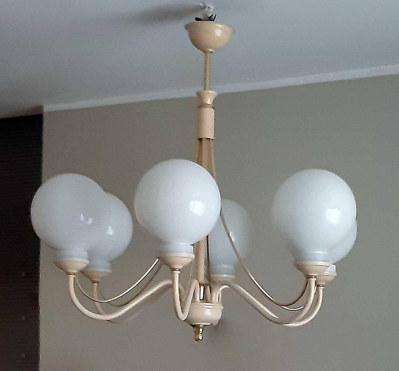 Vintage Lampa wisząca, żyrandol, kremowy, kule, bańki mleczne 6 szt