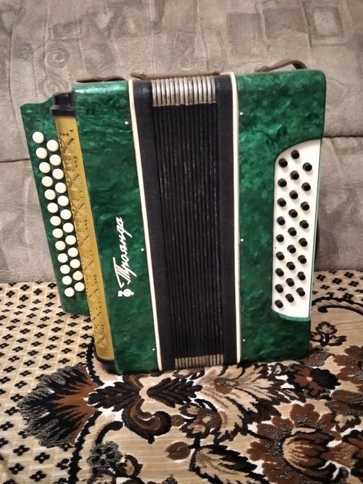 Гармошки для колядок до Різдвяних свят.для новачків і музикантів.