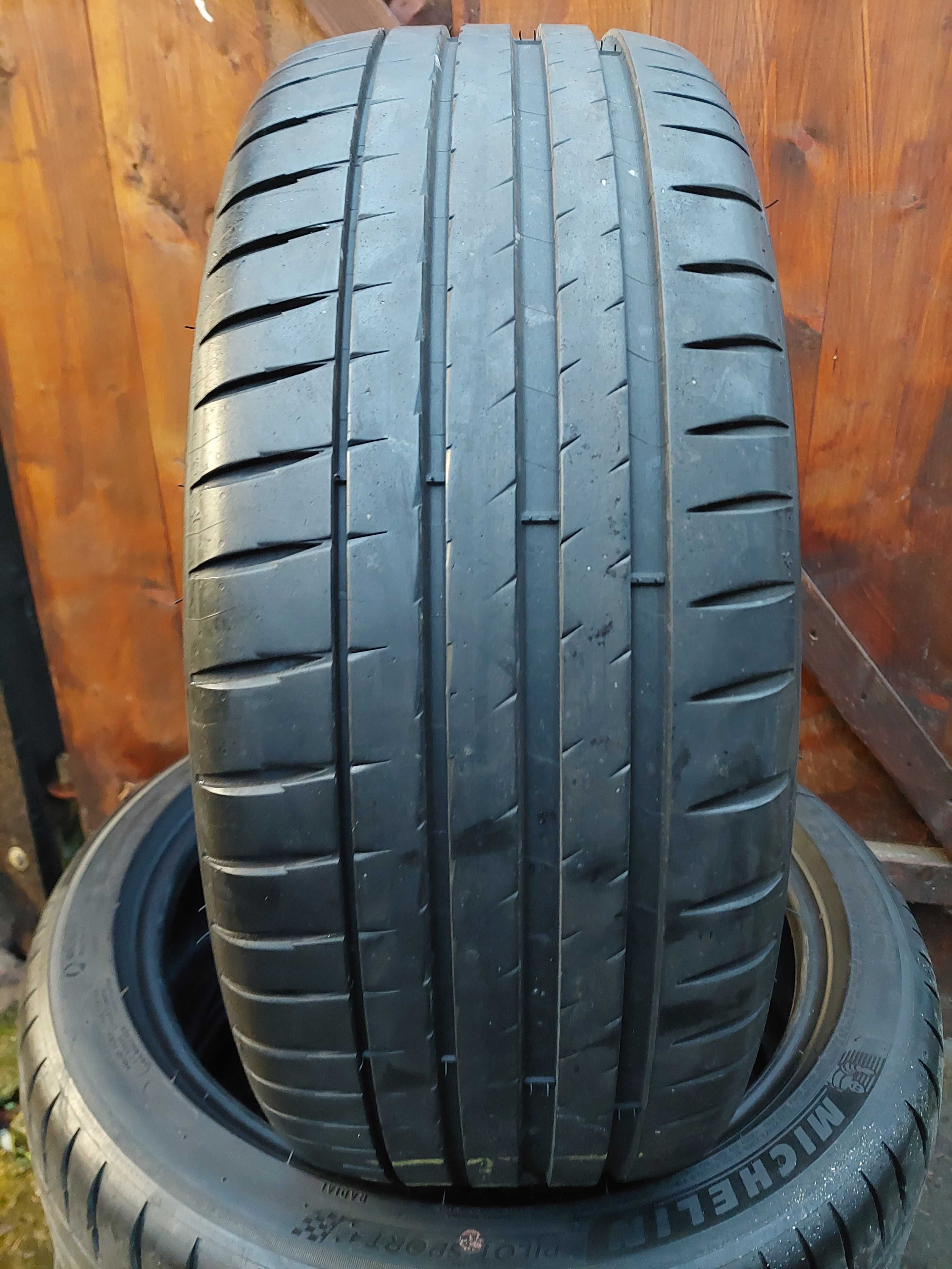 Komplet opon letnich Michelin Pilot Sport4  225/45ZR19