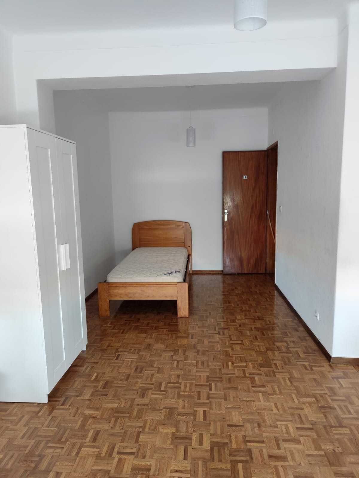 Quarto para estudante em Beja - Apartamento Remodelado proximo IP Beja