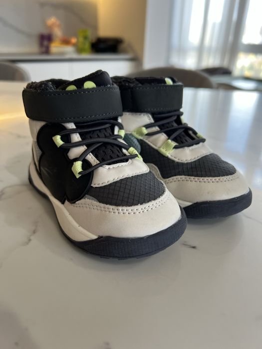 Взуття дитяче ZARA. Як нові. Розмір 23. Оригінал купували в Італії