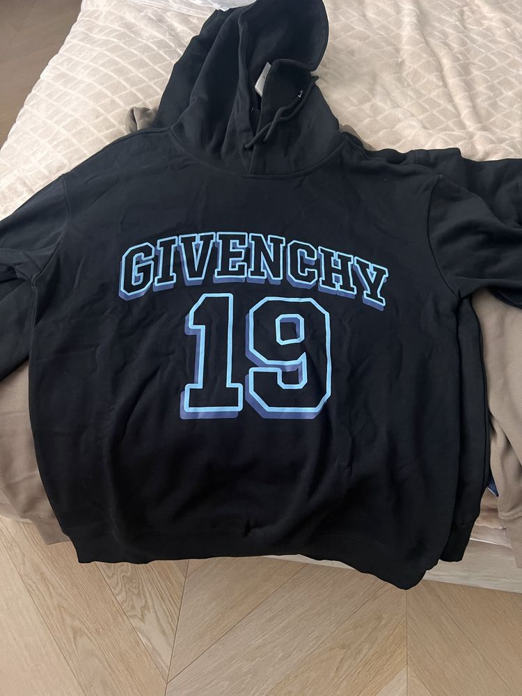 Givenchy bluxa unisex S/M oversize