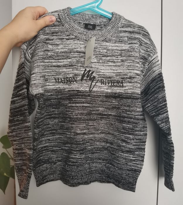 Szary elegancki sweter dla chłopca 128 river island