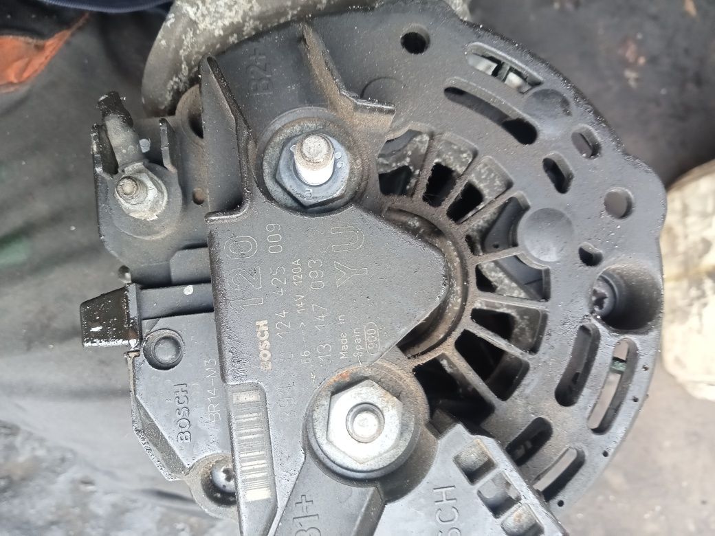 Alternator opel Meriva astra Zafira Vectra 1.6