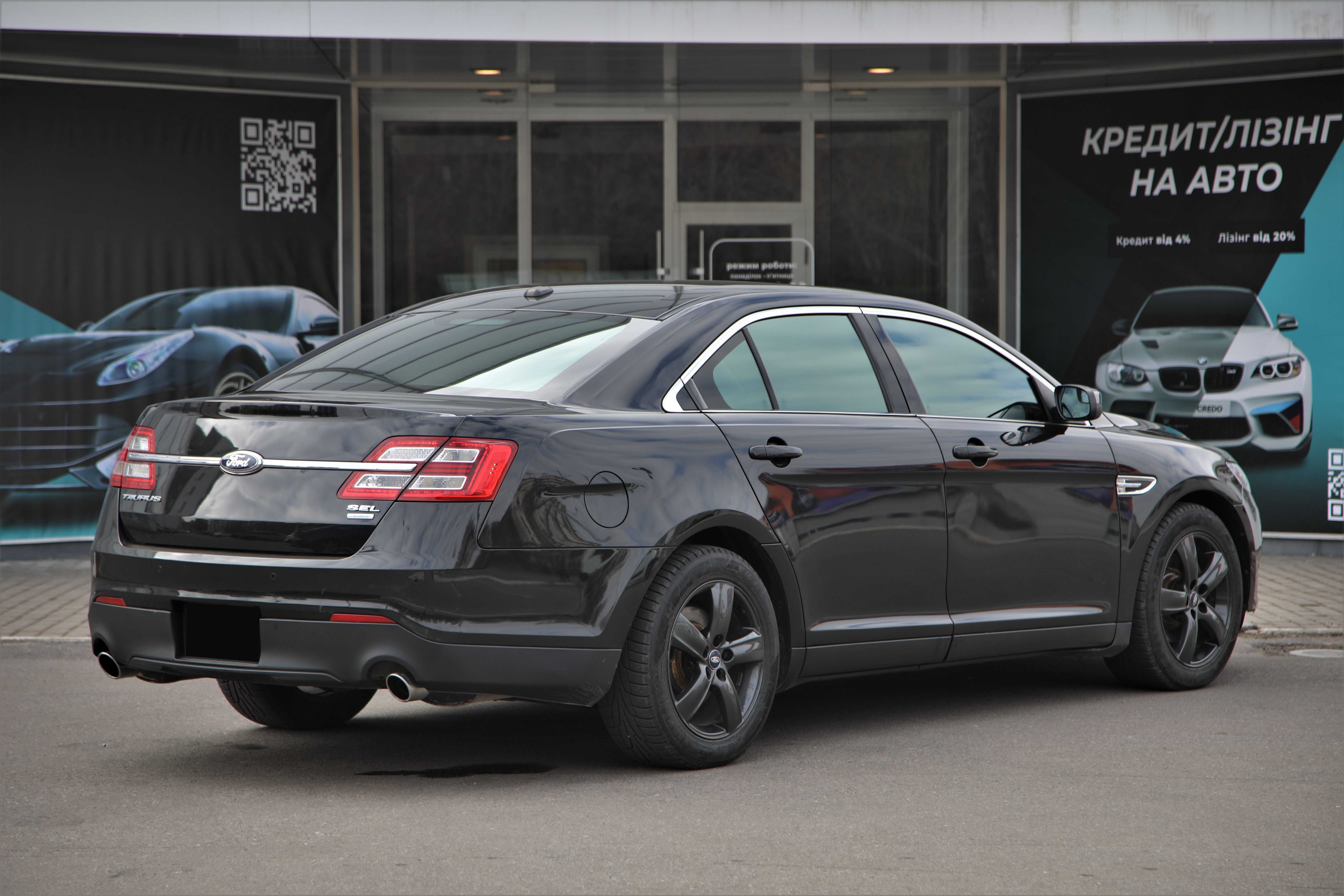 Ford Taurus SEL 2013 року