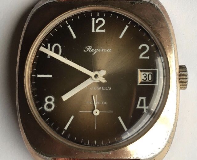 Relógio Regina antigo.