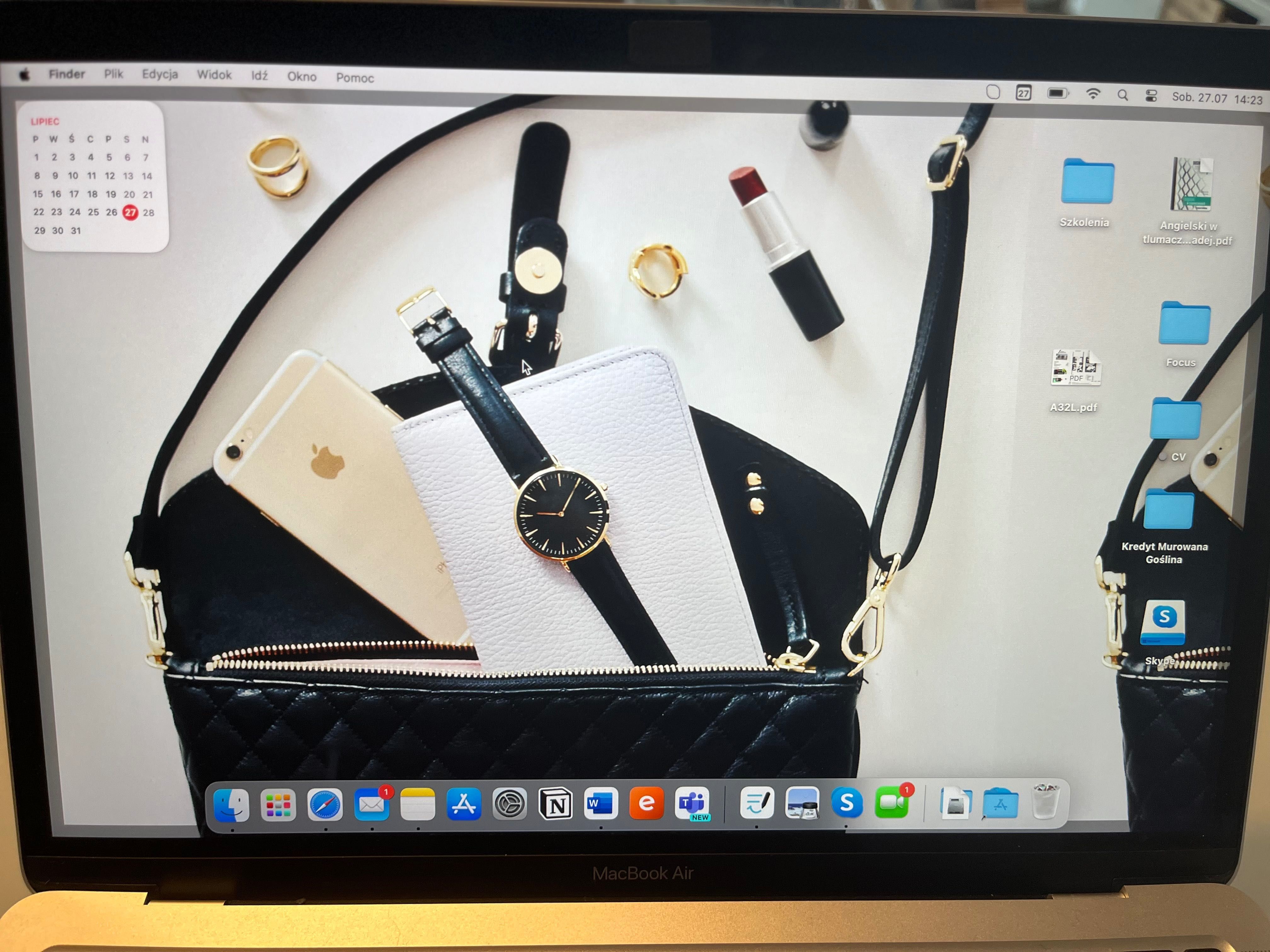MacBook 13.3 Retina M1 plus Magic Mouse jak nowy