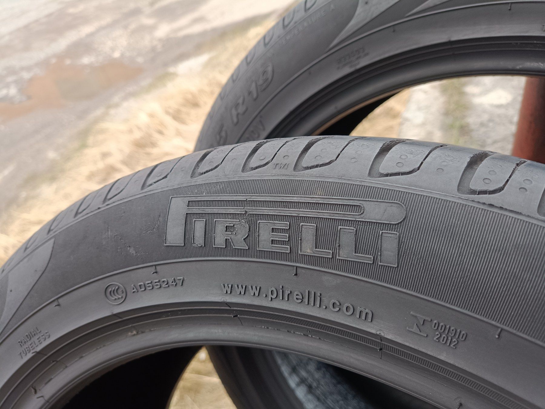 Літні шини Pirelli 255/45 R19 резина Р19